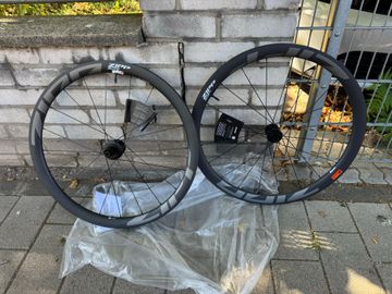 Used Zipp 303 SW Carbon 2026 Wheels