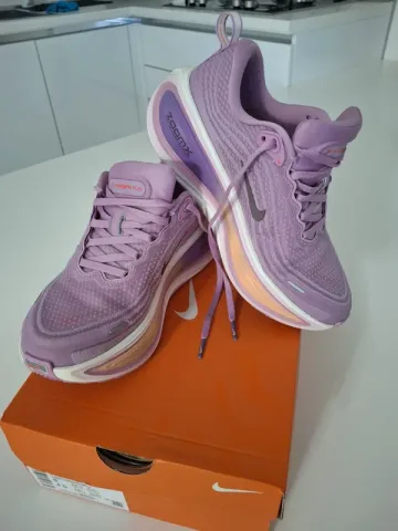 Brugt Nike Vomero Plus Running Shoes