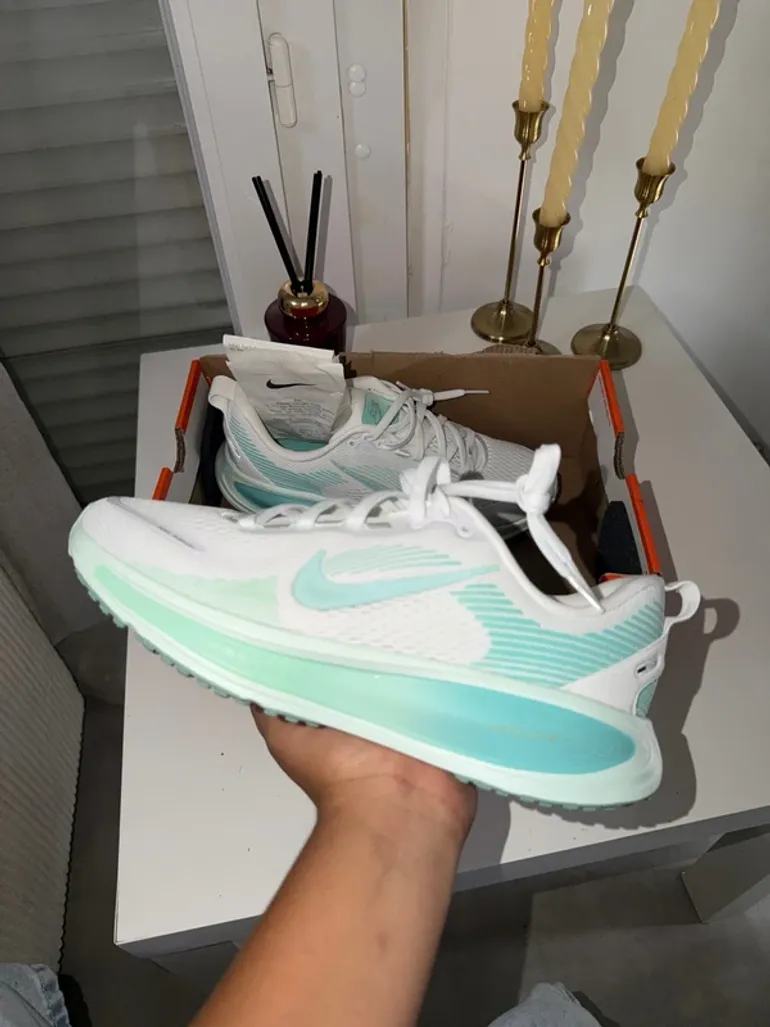 Używany Nike Vomero 18 bike — zdjęcie 2 z 7