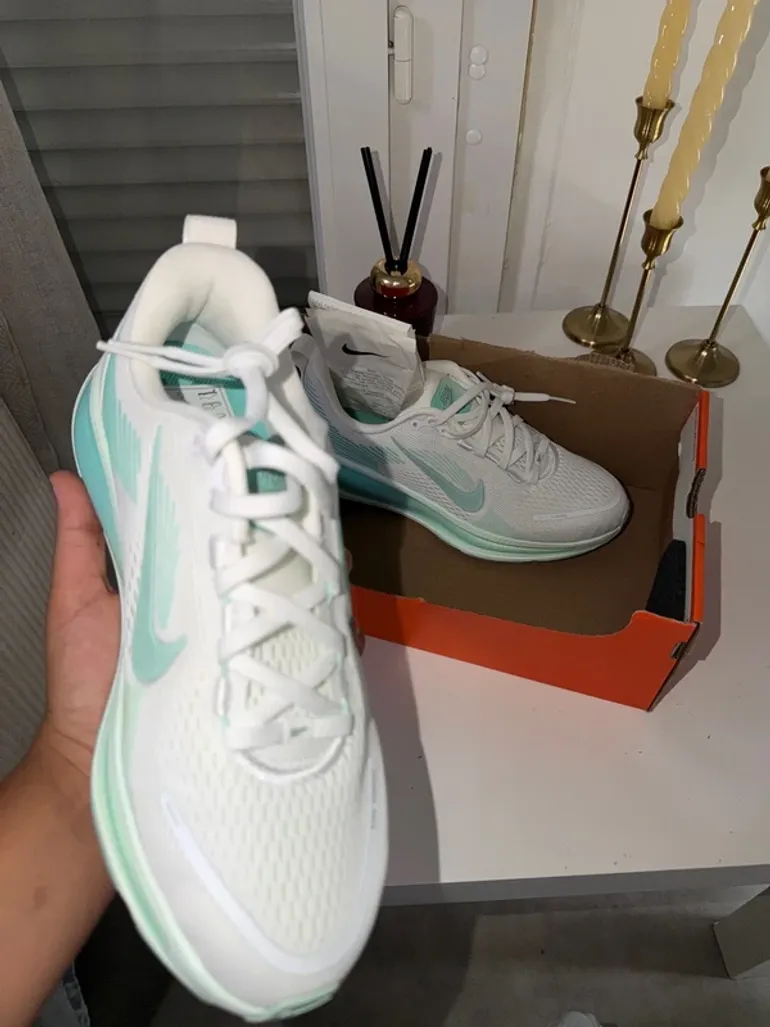 Używany Nike Vomero 18 bike — zdjęcie 4 z 7