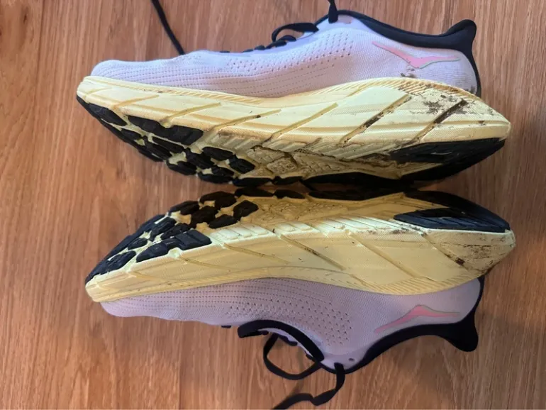 Gebrauchtes Hoka Arahi 7 bike — Bild 2 von 5