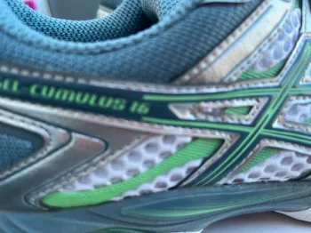 Used Asics Gel Cumulus 16 bike — image 2 of 7