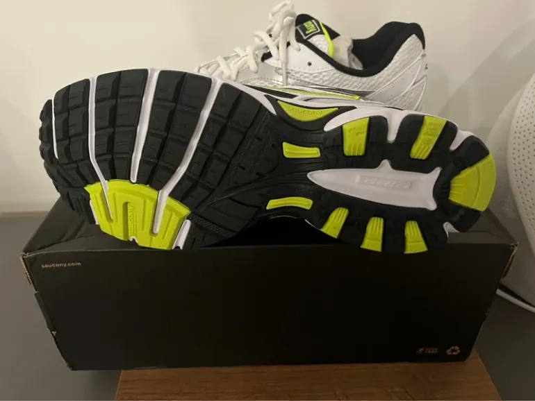 Used Saucony Sportschuhe bike — image 4 of 10