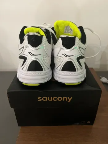Used Saucony Sportschuhe bike — image 1 of 10