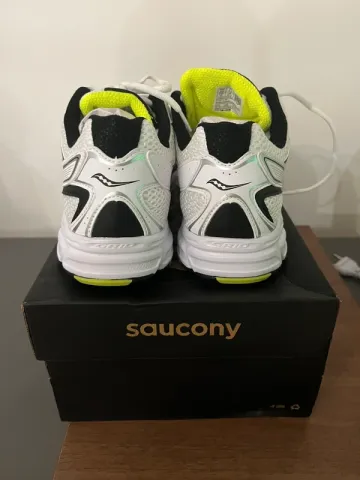 Used Saucony Sportschuhe Running Shoes