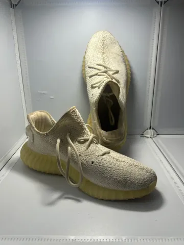 Used Adidas Yeezy Boost 350 V2 Running Shoes