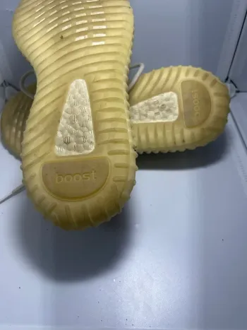 Used Adidas Yeezy Boost 350 V2 bike — image 9 of 13