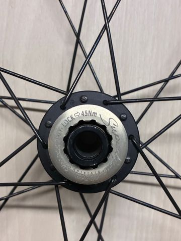 Used Bontrager Wheels 2020 bike — image 5 of 10