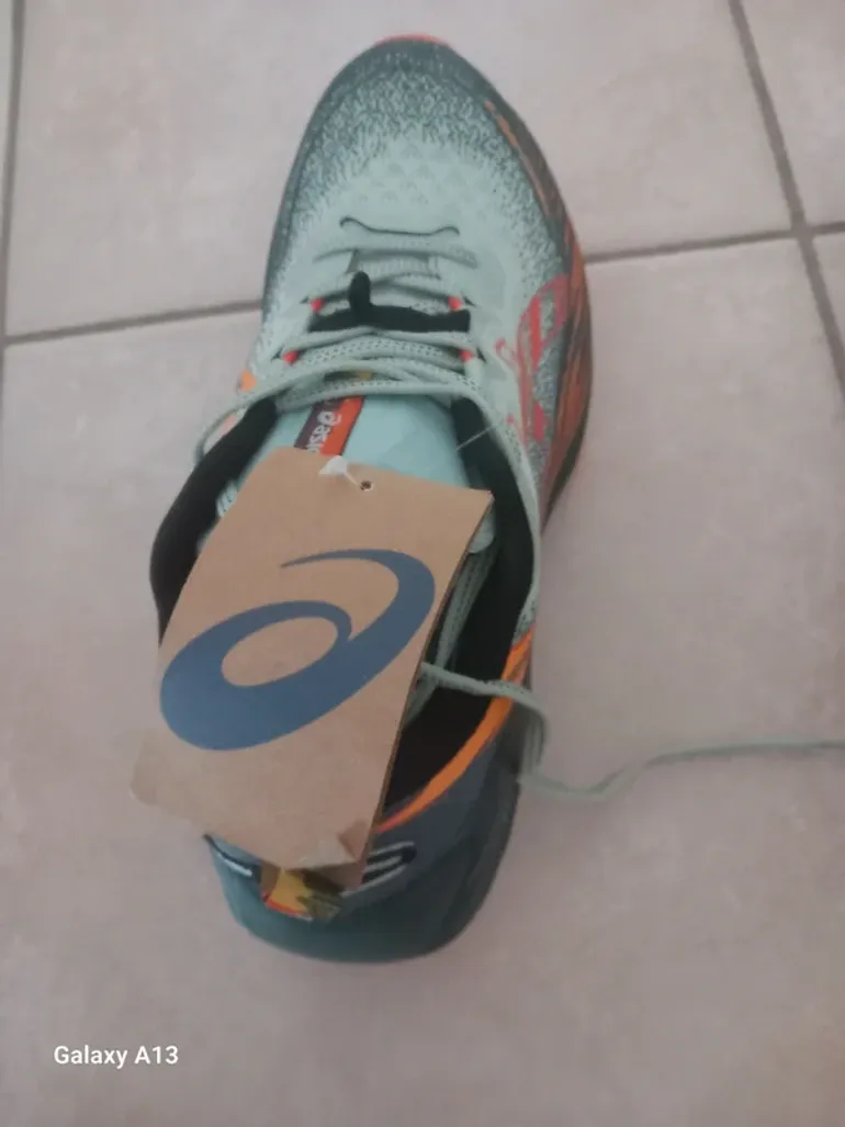 Used Asics Trabuco Max 4 bike — image 5 of 8