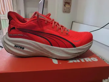 Used Nitro Magnify 3 Running Shoes