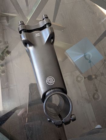 Używany Redshift Sports Redshift Stem 2025 bike — zdjęcie 4 z 5