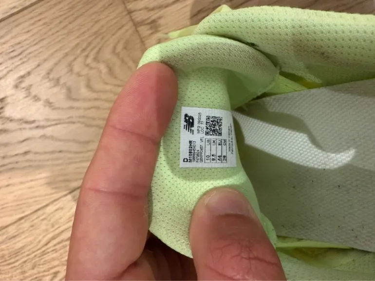 New Balance 1080 V15 bike usato — immagine 5 di 5