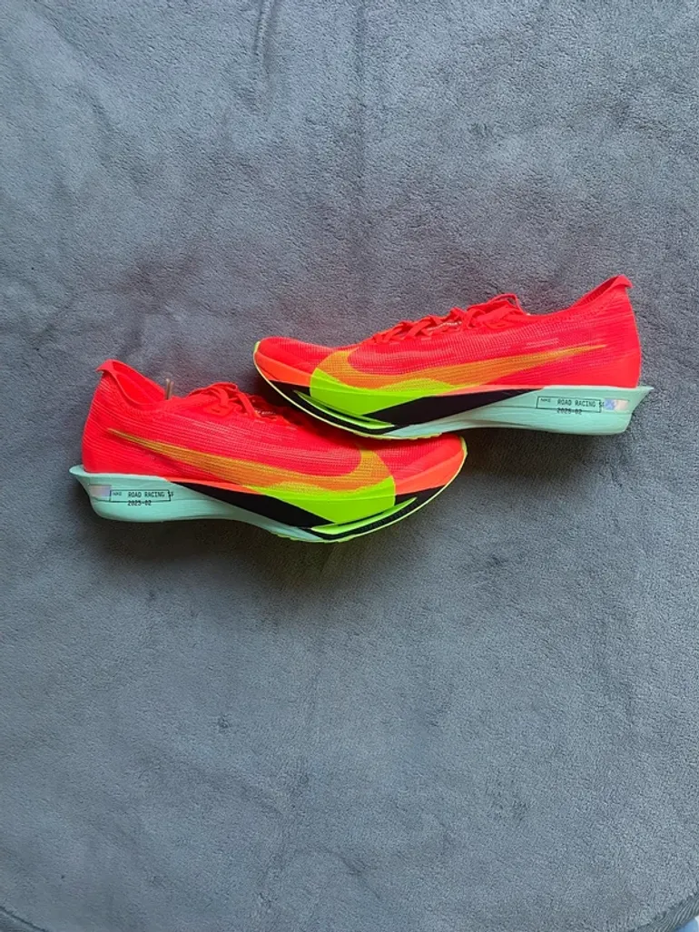 Used Nike ZoomX Streakfly 2 bike — image 12 of 15