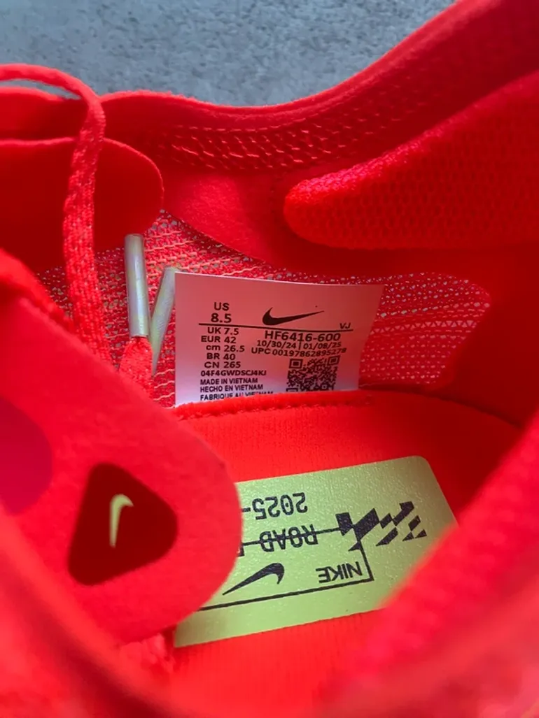 Used Nike ZoomX Streakfly 2 bike — image 7 of 15