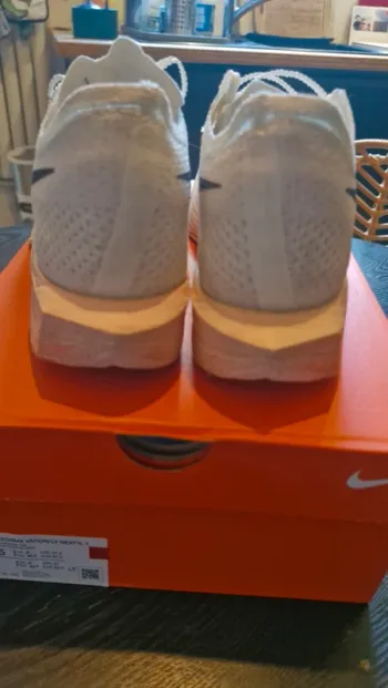 Gebrauchtes Nike Vaporfly 3 bike — Bild 4 von 7
