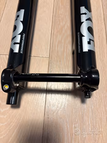 Used Fox 36 Float Performance 2026 bike — image 2 of 4