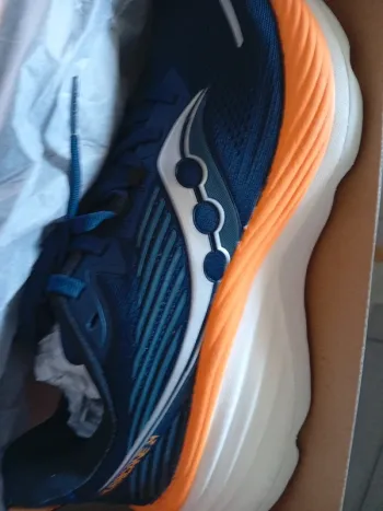 Used Saucony Baskets bike — image 14 of 14