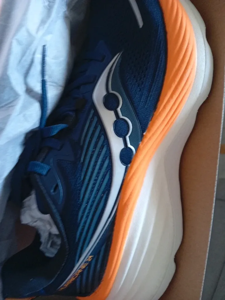 Used Saucony Baskets bike — image 14 of 14