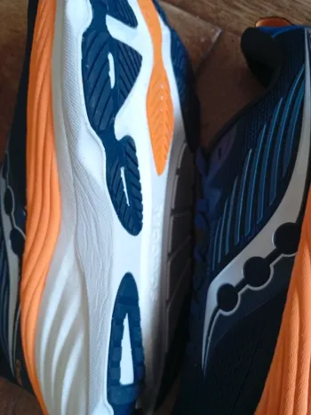 Used Saucony Baskets bike — image 3 of 14
