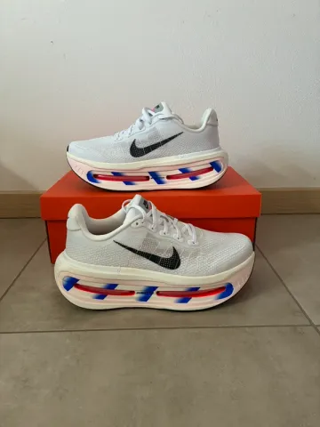 Used Premium Vomero Running Shoes