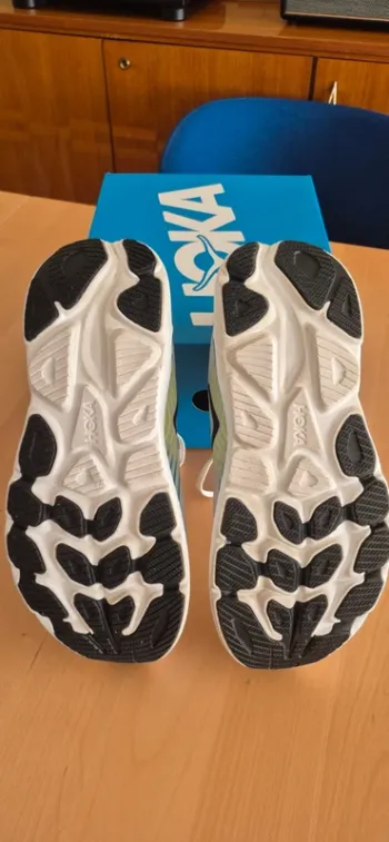 Used Hoka Clifton 11 bike — image 4 of 6
