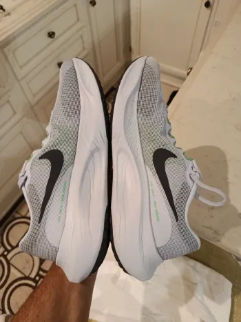 Used Nike Zoom Fly 5 bike — image 6 of 6