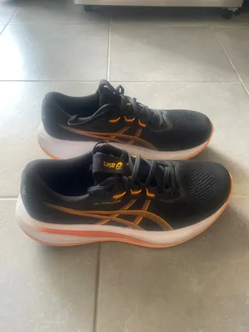 Used Asics Gel Cumulus 28 bike — image 4 of 6