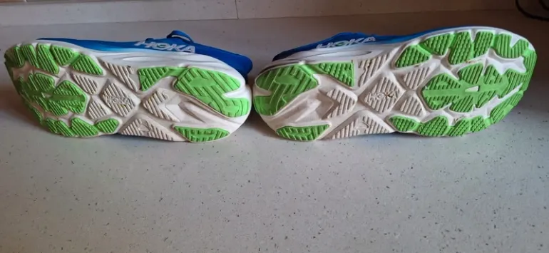 Used Hoka Arahi 8 bike — image 5 of 5