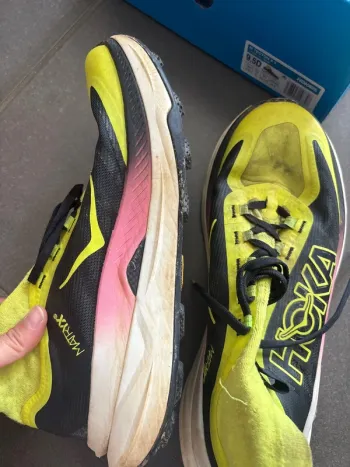 Used Hoka Tecton X bike — image 4 of 6
