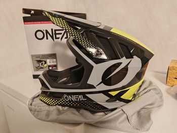 Used O’Neill Casco Integrale 2022 bike — image 2 of 3