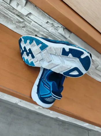 Used Hoka Clifton 4 bike — image 4 of 7
