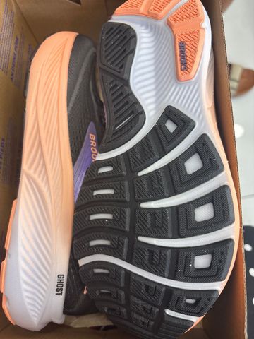 Used Brooks Ghost 18 2026 bike — image 2 of 5