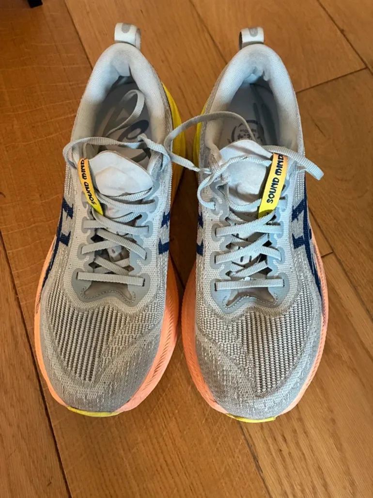 Used Asics Superblast 2 bike — image 4 of 7