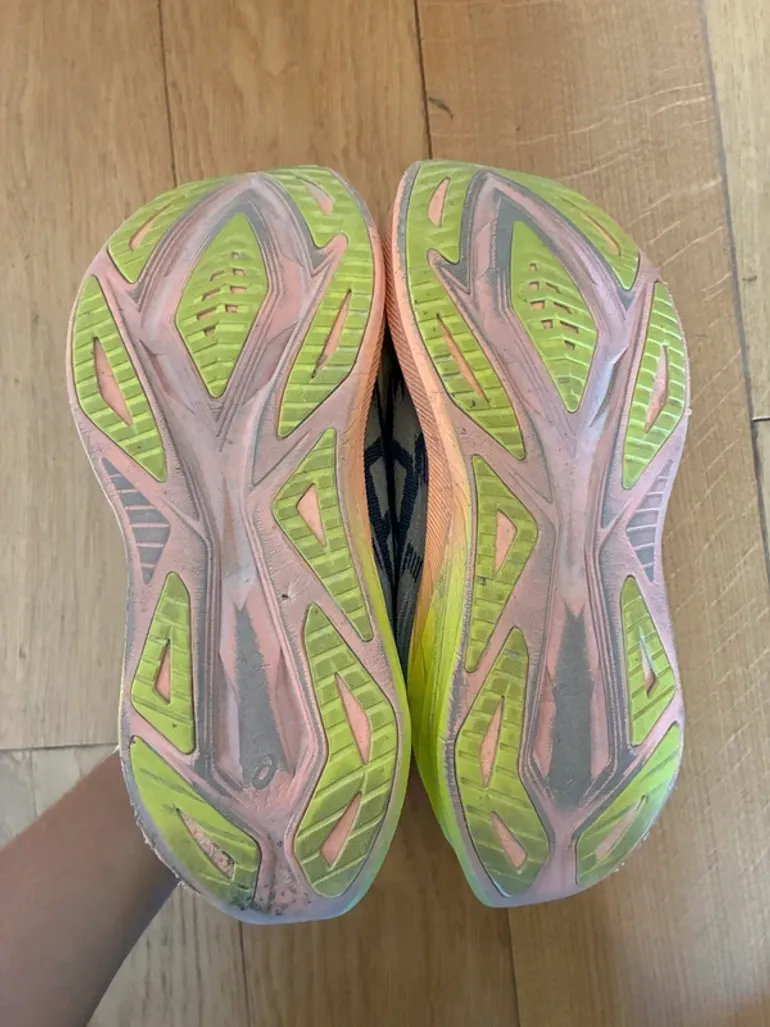 Used Asics Superblast 2 bike — image 5 of 7