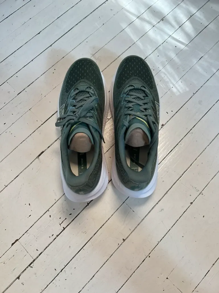 Used Hoka Mach 6 bike — image 3 of 5