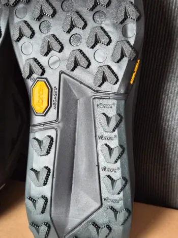 Käytetty Premium ZoomX Zegama Trail 2 bike — kuva 11 / 15