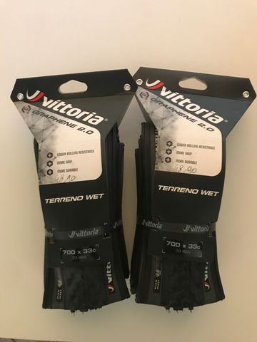 Used Vittoria Terreno Wet Tubeless Ready Graphene 2.0 Tyres & Tubes