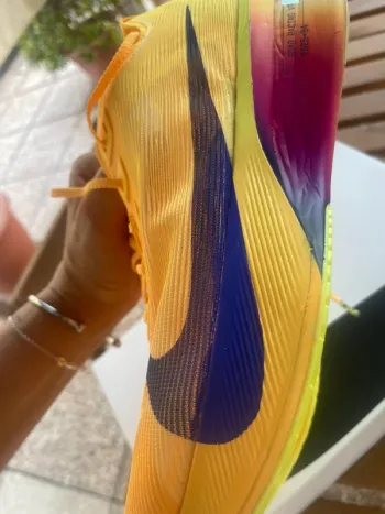 Used Nike ZoomX Vaporfly bike — image 7 of 11