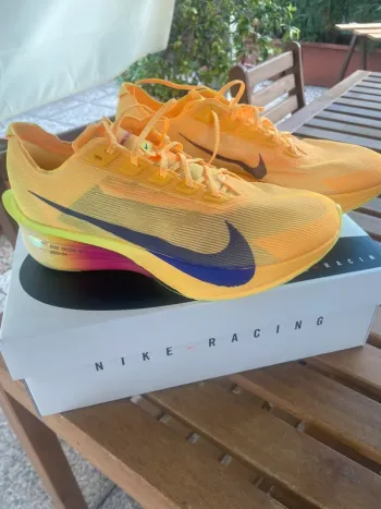 Used Nike ZoomX Vaporfly bike — image 2 of 11