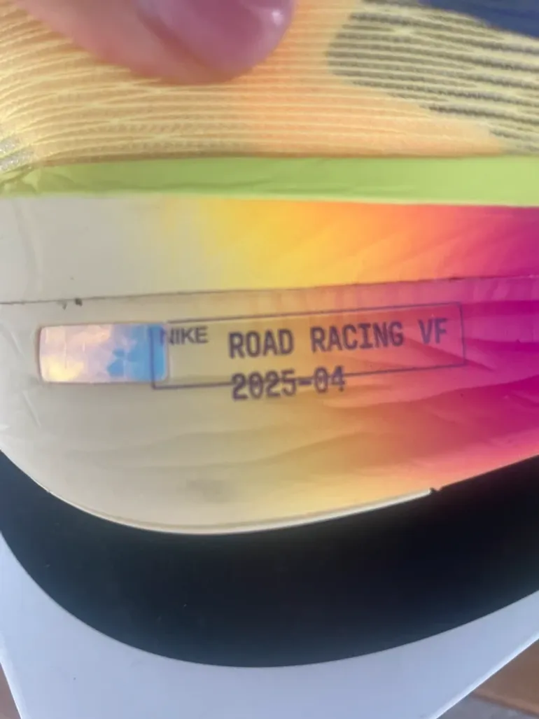 Used Nike ZoomX Vaporfly bike — image 3 of 11