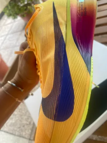Used Nike ZoomX Vaporfly bike — image 8 of 11
