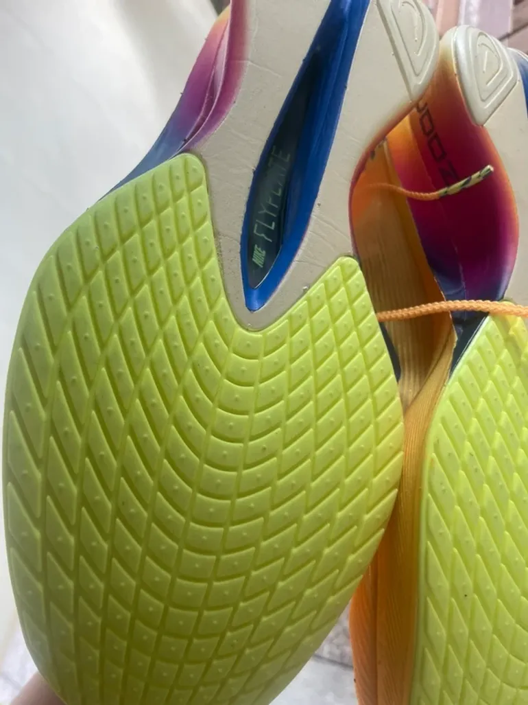 Used Nike ZoomX Vaporfly bike — image 9 of 11