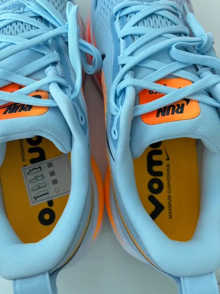 Used Nike Vomero 18 bike — image 5 of 6