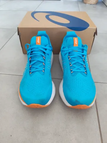 Used Asics Gel Nimbus 25 Running Shoes