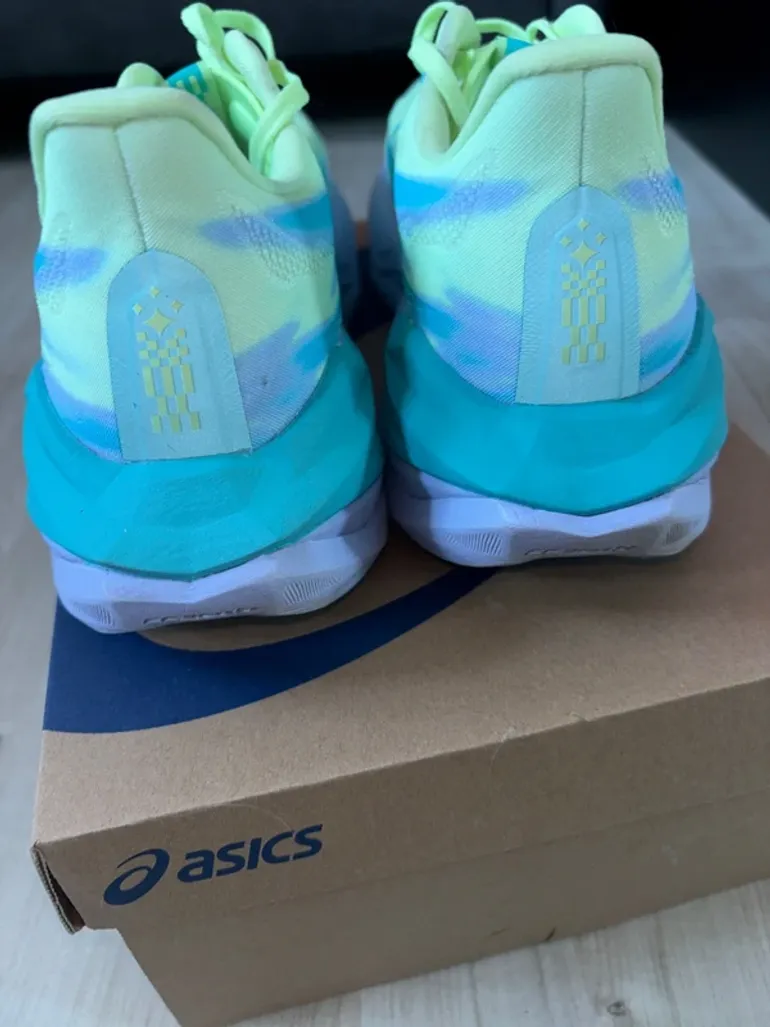Tweedehands Asics Superblast 3 bike — afbeelding 5 van 5