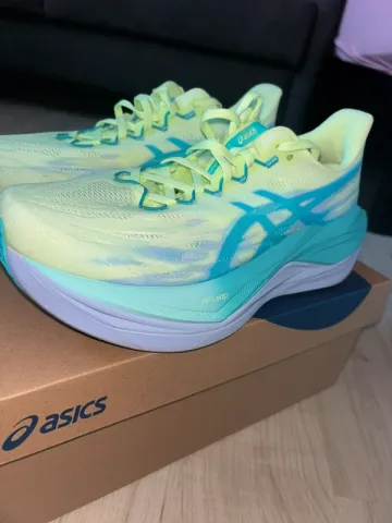 Tweedehands Asics Superblast 3 Running Shoes
