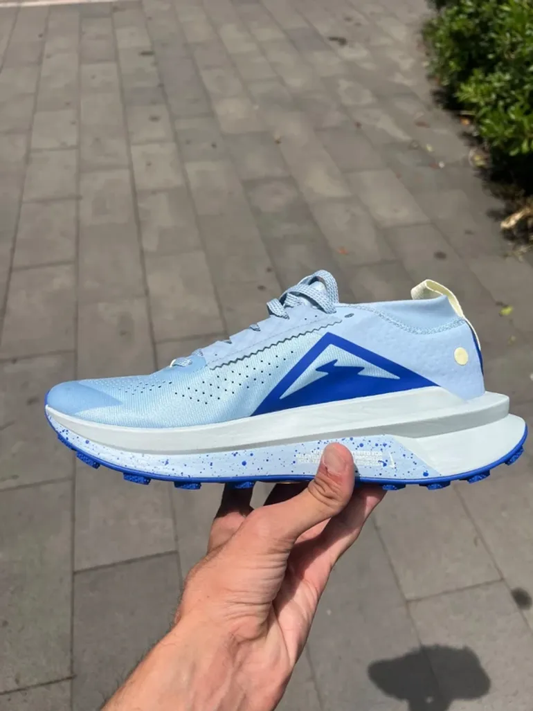 Used Nike ZoomX Zegama Trail 2 bike — image 7 of 10