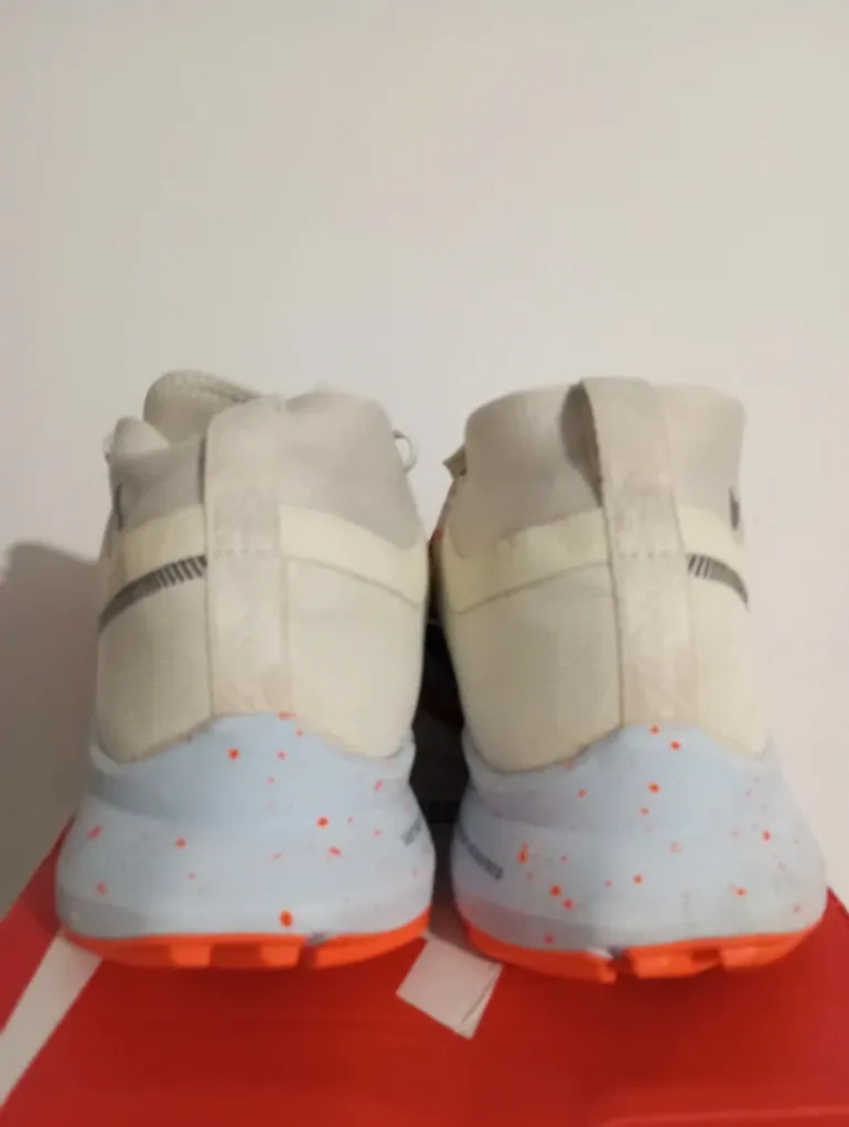 Used Pegasus React Trail 4 Gore-tex bike — image 4 of 8