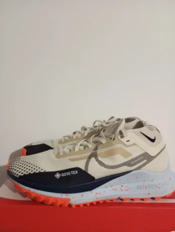 Used Pegasus React Trail 4 Gore-tex bike — image 2 of 8