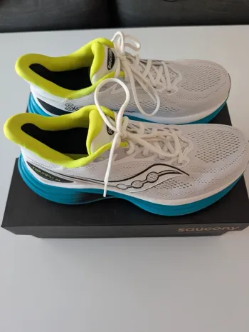Używany Saucony Triumph 24 bike — zdjęcie 6 z 9